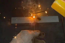 薄皮方管间隙宽怎么焊接呢？这招教会你，再也不怕烧穿了