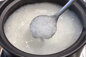 煮白米粥，牢记这几个小窍门，大米下锅就开花，浓稠香甜细腻好喝
