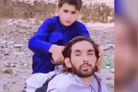 纸片人的心酸生活！镜头记录你看不到的人和事儿视频封面