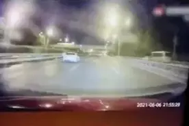 高考前夜，三辆Gulf海湾石油涂装的高尔夫爆改组队飙车，已被行拘视频封面