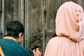 大猩猩吃素还不锻炼 却能做到一身肌肉视频封面