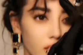 空穴来风，迪丽热巴怀孕结婚，工作室已发声明，美女独自美丽谢谢视频封面