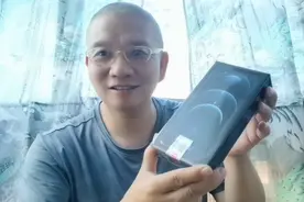 华为鸿蒙系统很多配件不支持，一怒买了一个苹果手机一用就想砸烂视频封面