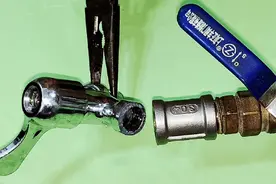 水龙头螺纹拧断了，没有丝扣怎么接水管？教你一招，同样不会漏水