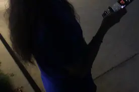 搭讪工厂美女阿姨聊天，看不出来还挺聊得来的哦视频封面