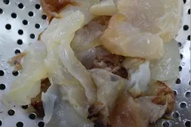 胶东大厨分享“黄瓜拌海蜇爪”的做法，详细易学美味，果断收藏了