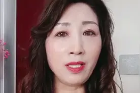 手机到底要不是要套壳，听设计师怎么说，终于明白，转告你身边人视频封面
