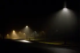 《Lonely》中文名《孤独》是全球点击超亿的歌曲快戴上你的耳机吧