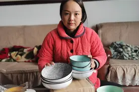 自媒体这条路很难但是我一定会坚持，谢谢真实的你们安慰我鼓励我视频封面