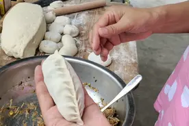 山村农家小院生活…分享用甜米酒做包子、馒头的方法，香甜可口👍视频封面