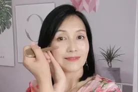 脸颊印第安纹很显老，3个方法轻松消除！视频封面