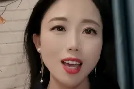 不要跟老公以外的男人频繁的聊天视频封面