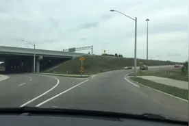 中高速公路，80米速度，不能超过哦，超过要罚款。😜😜😜视频封面