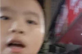 今天挑战光脚走路视频封面