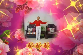 乐在其中广场舞《嘟嘟嘟》魔性音乐好听梦幻影像好看优美舞蹈好练