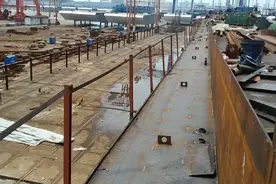 武汉青山造船厂旧船改造项目施工现场