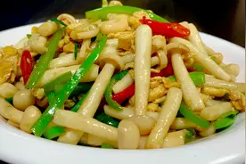 这才是白玉菇最好吃的家常菜做法，鲜嫩开胃，营养丰富又下饭好香