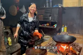 贵州特产酸肉，小潘一下炒了三斤太开胃啦，出锅后都流口水了