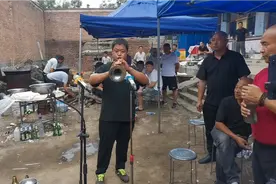 农村白事专用曲，一首大出殡吹出了，人间悲伤视频封面