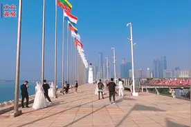 视频｜“我们结婚吧”！26对新人体验海上婚礼图片