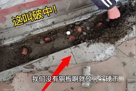 贴瓷砖一定要注意进门不能留缝，不然要像我一样敲掉返工重来