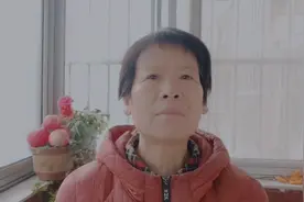 纳入城镇居民养老保险是解决原民办代课教师的根本办法。