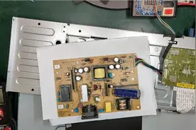 电脑显示器有信号却黑屏，原来只是这里的问题，只需更换一个元件视频封面