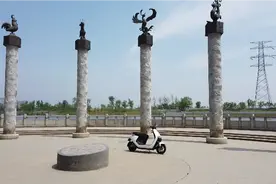 九号电动车E110L上手评测视频封面