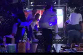 论KTV的最新玩法🤭🤭