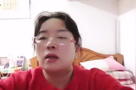 今天我拍一下老公的荣誉证书视频封面