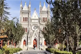 第一次走进天主教堂，正赶上做弥撒视频封面