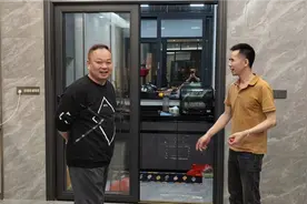 销售尴尬场景视频封面