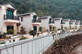 藏在大山里的养老别墅，夏季温度25度，没有蚊蝇，是老年养生胜地视频封面