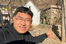 小崔在山里的工作室不干了，论成败人生豪迈大不了从头再来！视频封面