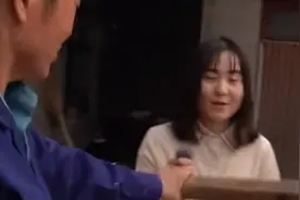 弹棉花是中国传统手工艺之一，目的是让棉花更加松软舒适你知道吗视频封面