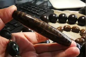 西藏古象雄天降石天珠的内沁和能量场的探索学习。视频封面