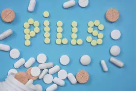 胃必治、丽珠得乐、胶体果胶铋、硫糖铝，哪种疗效好、副作用小？