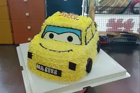 萌萌的小汽车蛋糕，太好看了，想学的进来看看，我是如何制作的