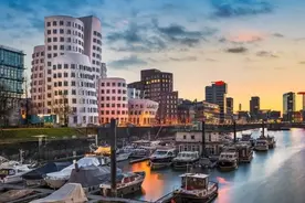 德国第七大城市，欧洲物流中心城市—杜塞尔多夫视频封面