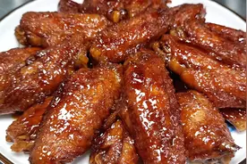 这才是“可乐鸡翅”的正宗做法，大厨教你技巧，不等看完就饿了