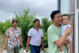 公公忙完就看望高龄奶奶，母子之间聊不完的话，这就是家的味道吧视频封面