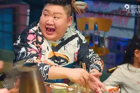 小女孩吃下变态辣椒竟口吐鲜血得了白血病，电影视频封面
