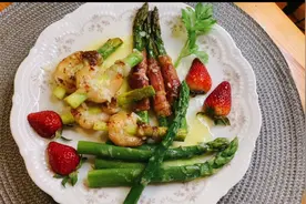 在最美丽的时节 享受最美味的菜肴 芦笋煎出花样视频封面