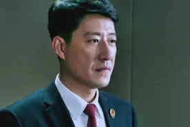 夏静茹发发现强奸幼女案的重大线索，得到领导支持重查此案。视频封面