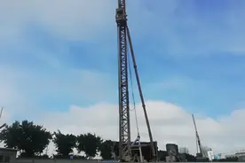 高压旋喷打止水桩。视频封面