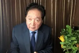 著名主持人丶朗诵家瞿弦和倾情朗诵卢伟宗《毛泽东之歌》视频封面