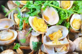 花甲到底要不要焯水大厨教你怎么做鲜嫩营养不流失视频封面