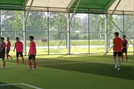 我们的湖南职业足球，湖南湘涛队员努力坚守阵地，大家多份关心视频封面
