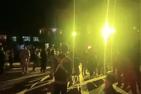 周末狂欢视频封面