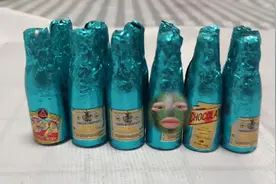 试吃美味的酒瓶巧克力，味道棒极了视频封面